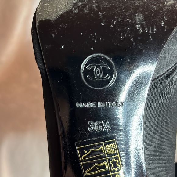 Chanel Pull On Stretch Fabric Boots - Picture 6 of 6